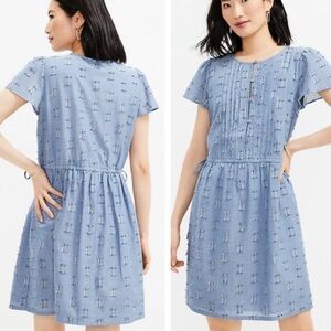 Loft Clipped Pintucked Side Tie Dress Cotton Blue Chambray Size Medium NWT